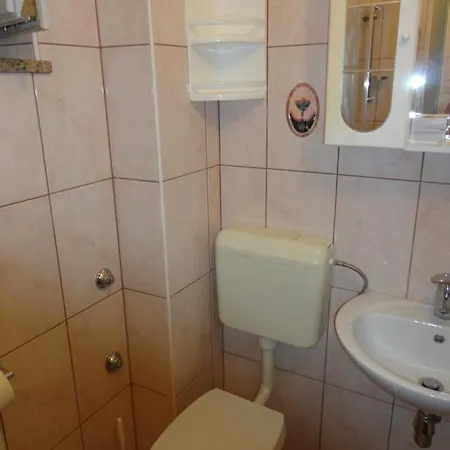 Nora Apartmán